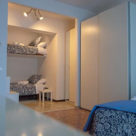 Bed & Breakfast Testaccio Xix-xxv Rom